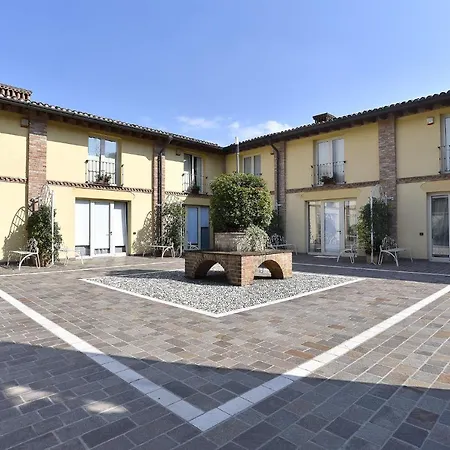 Cascina Paradiso Del Garda Appartement Lonato
